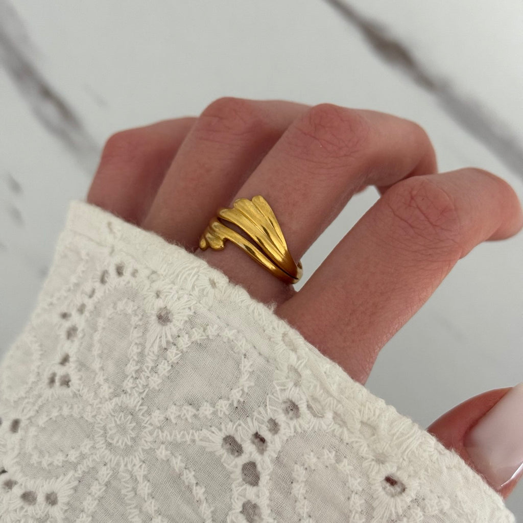 Gold Ring Vintage Style