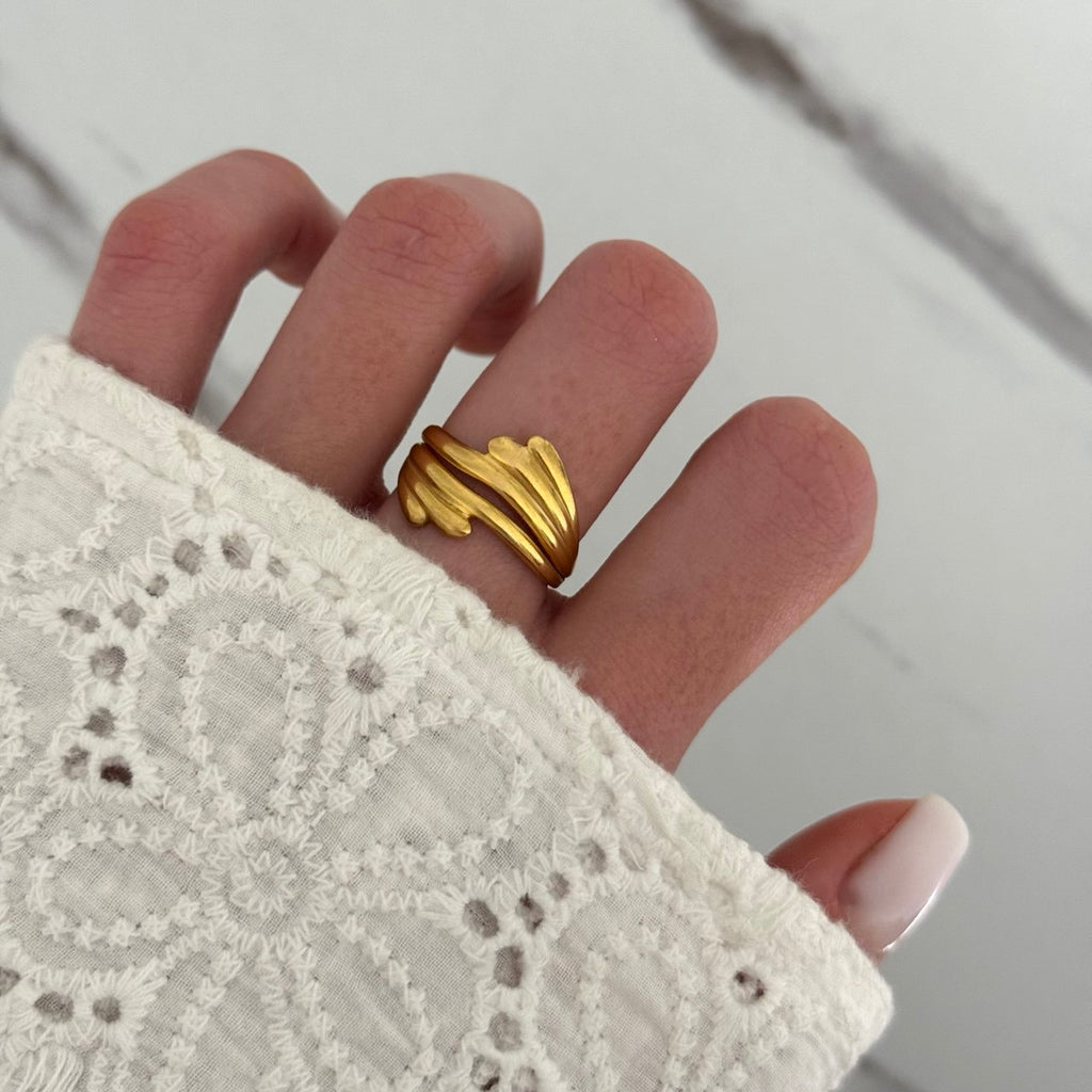 Gold Ring Vintage Style