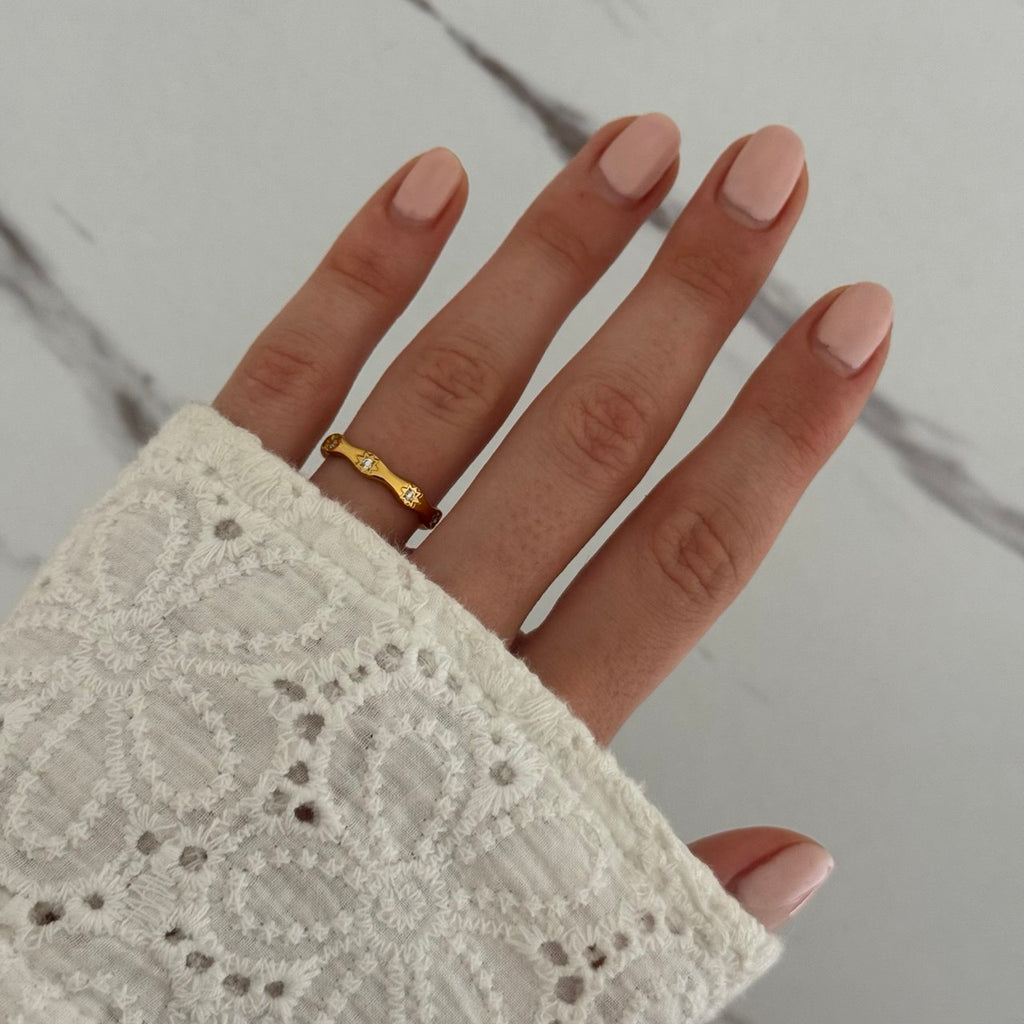 Gold ring Zircon Stone