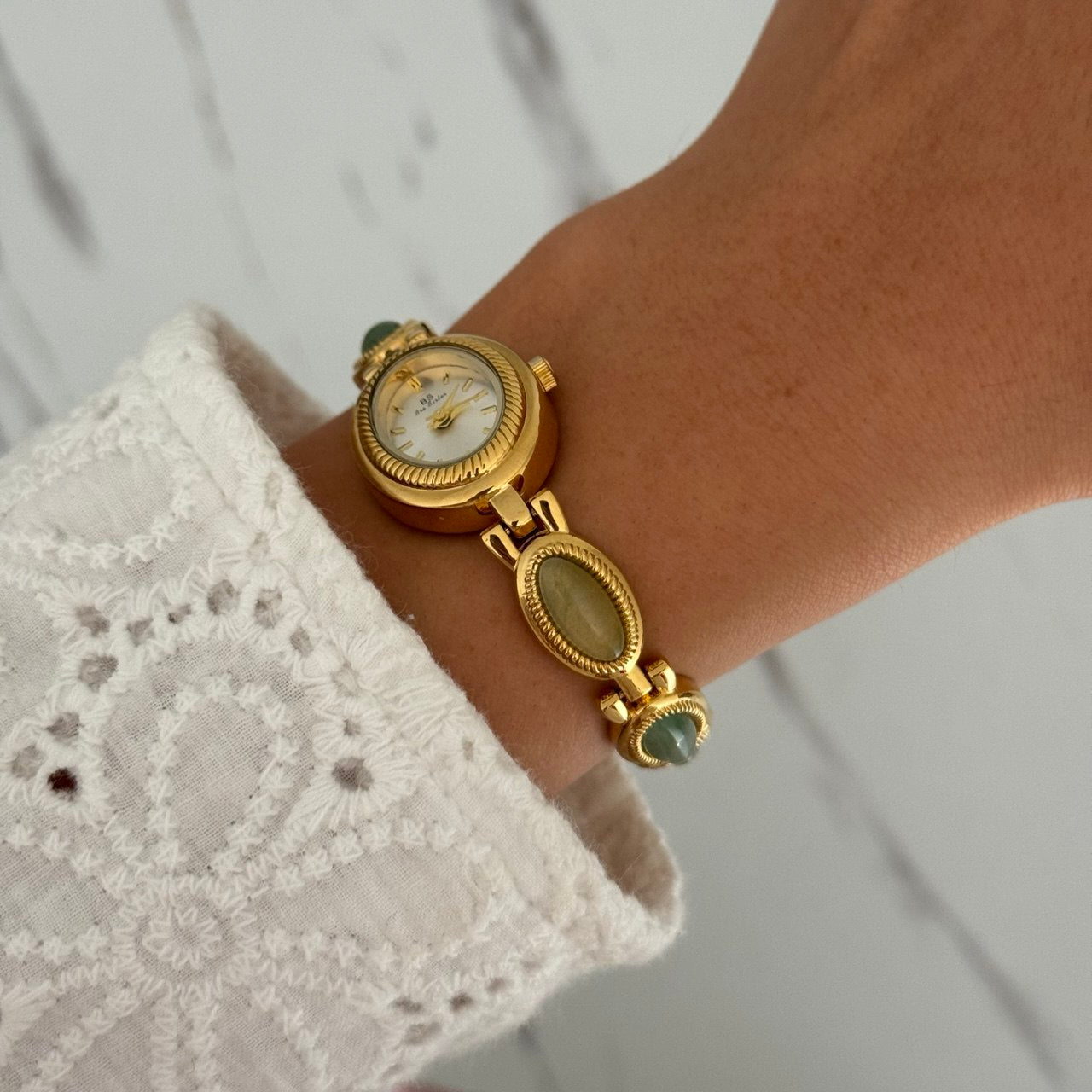 Watch Gold/Green Stones Bracelet