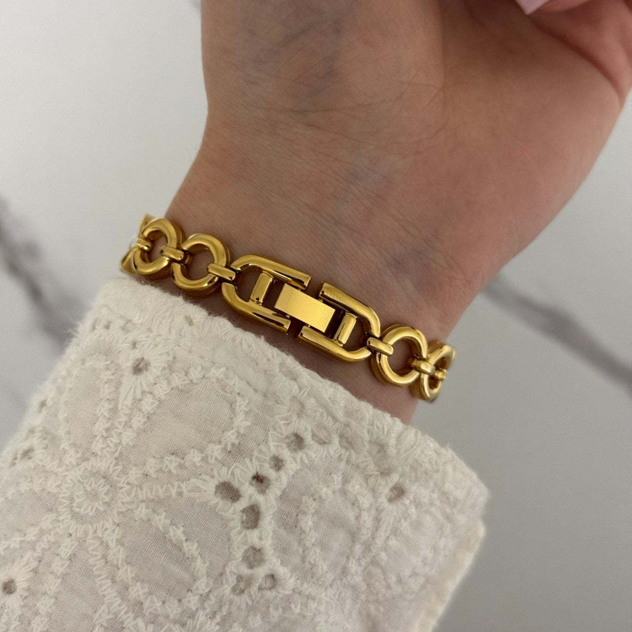 Gold/White Pearls Mini Watch