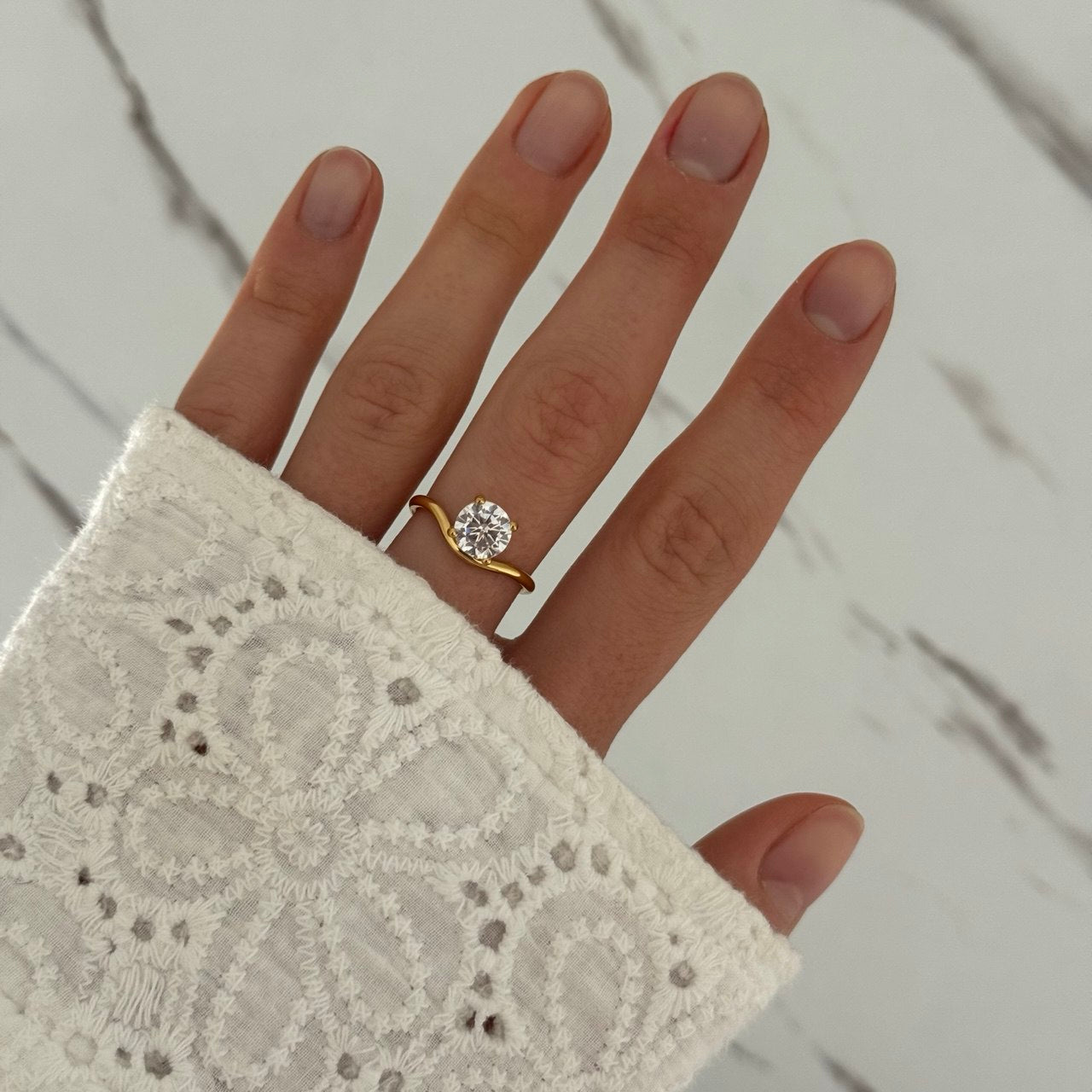 Gold Ring Round Zircon Stone