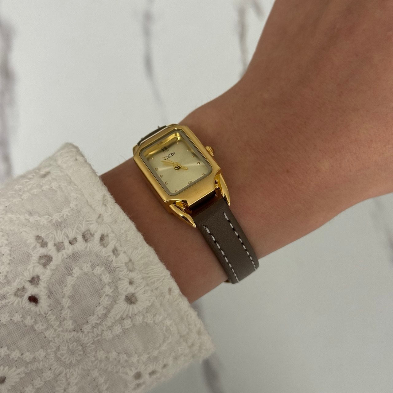 Retro Watch Gold Brown/Grey Leather Strap