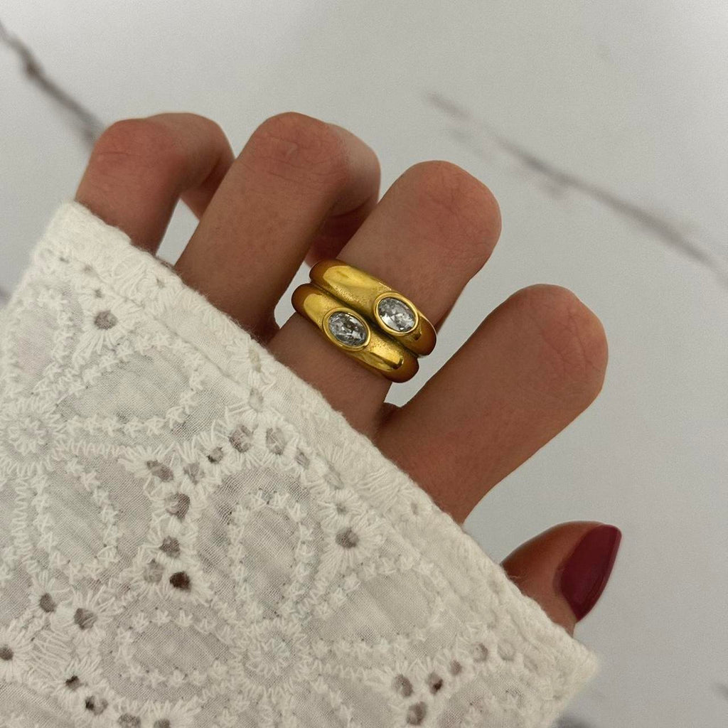 Vintage inspired Gold Double Ring Zircon Stone