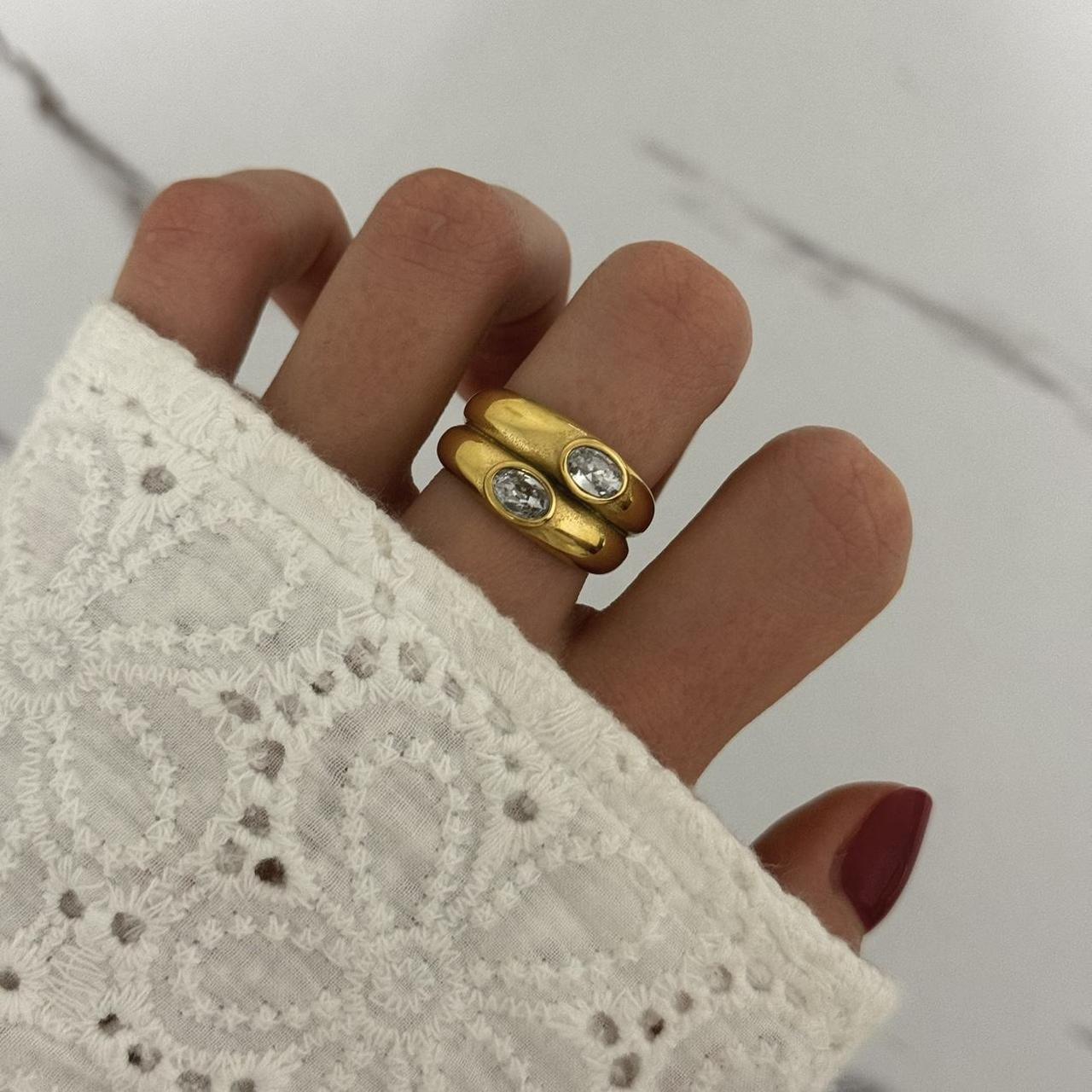 Vintage inspired Gold Double Ring Zircon Stone