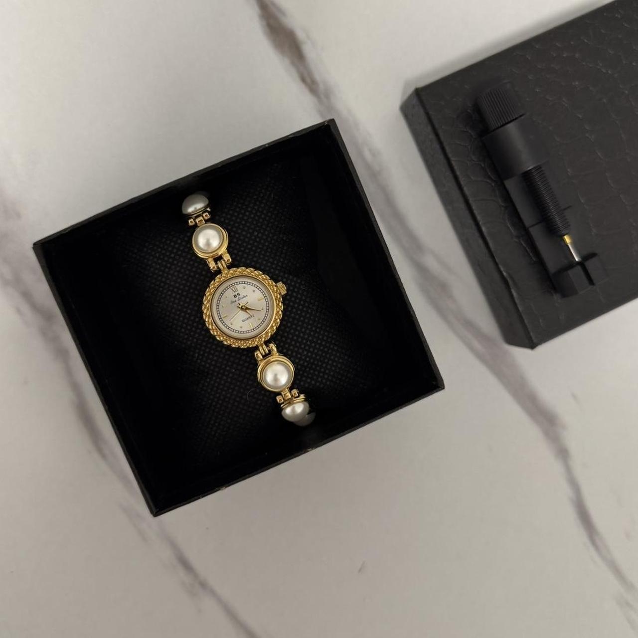 Pearl Gold Mini Watch