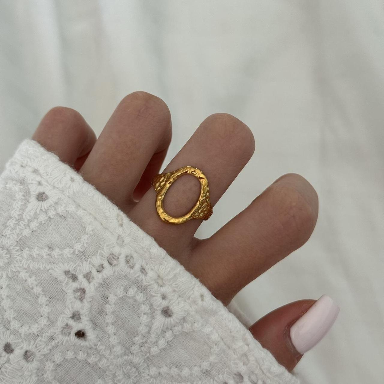 Oval Gold Ring