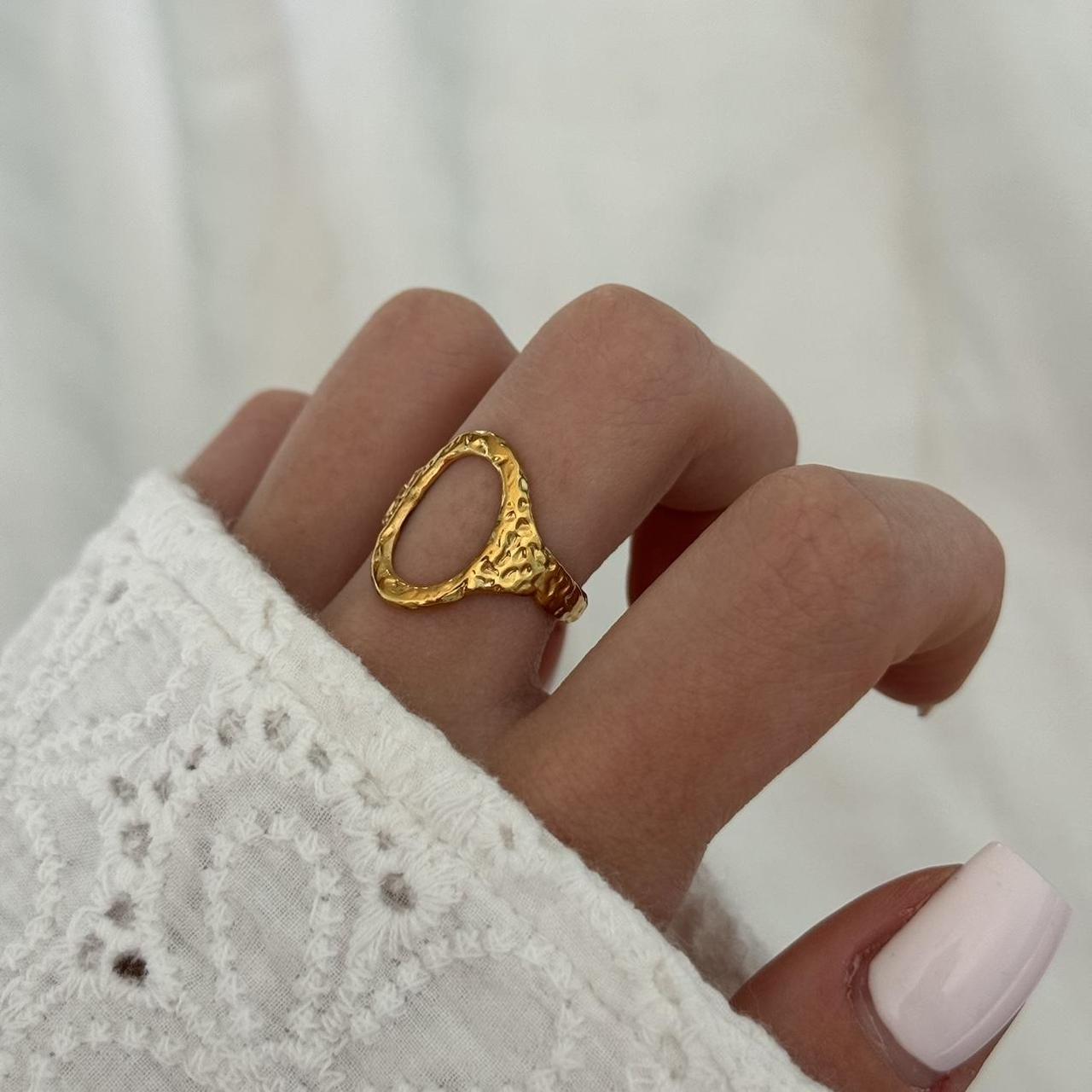 Oval Gold Ring