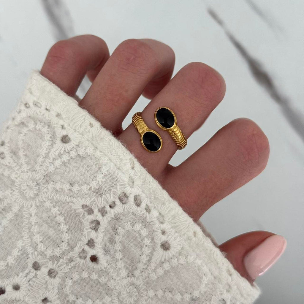Gold/Black Ring