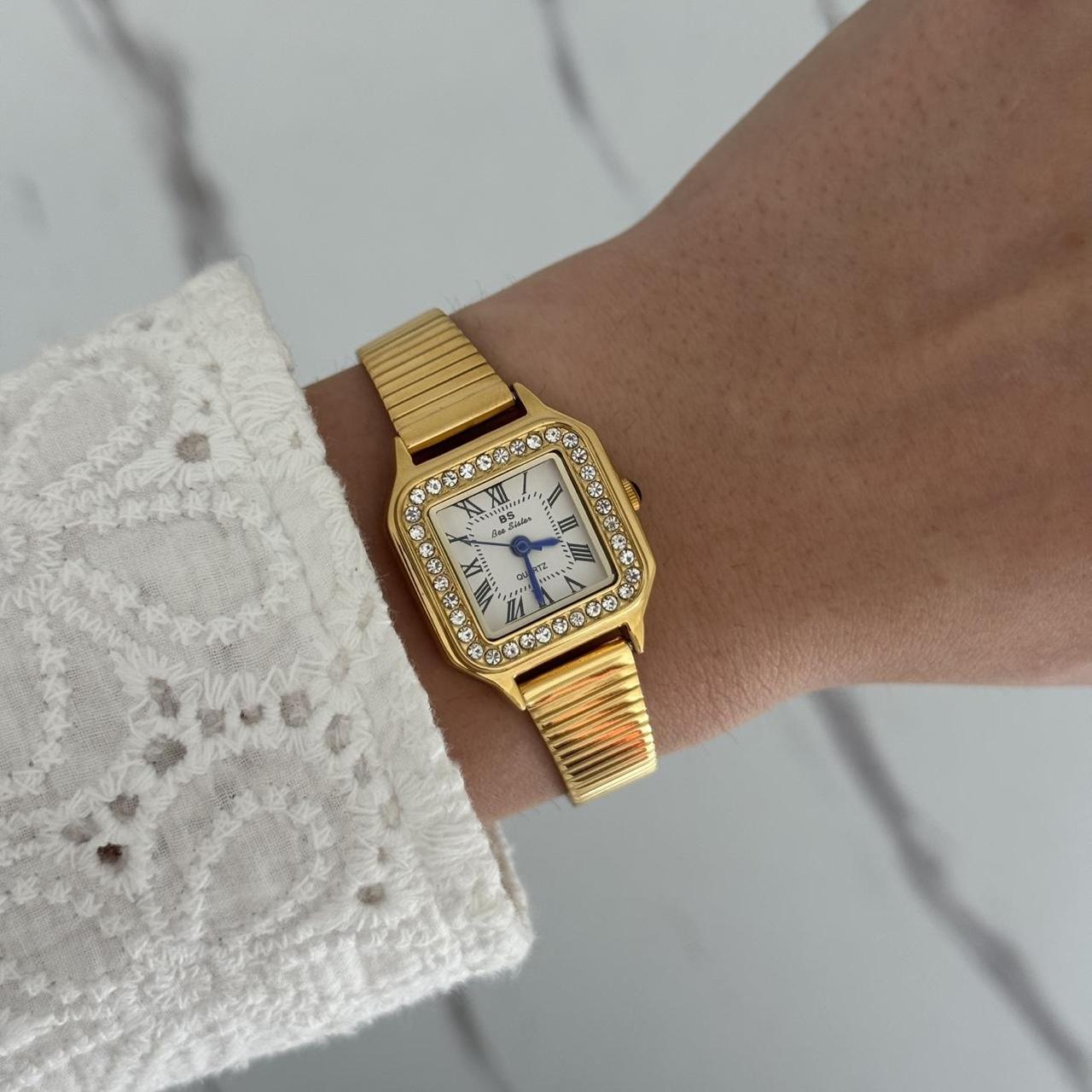 Gold Square Watch Vintage Vibe