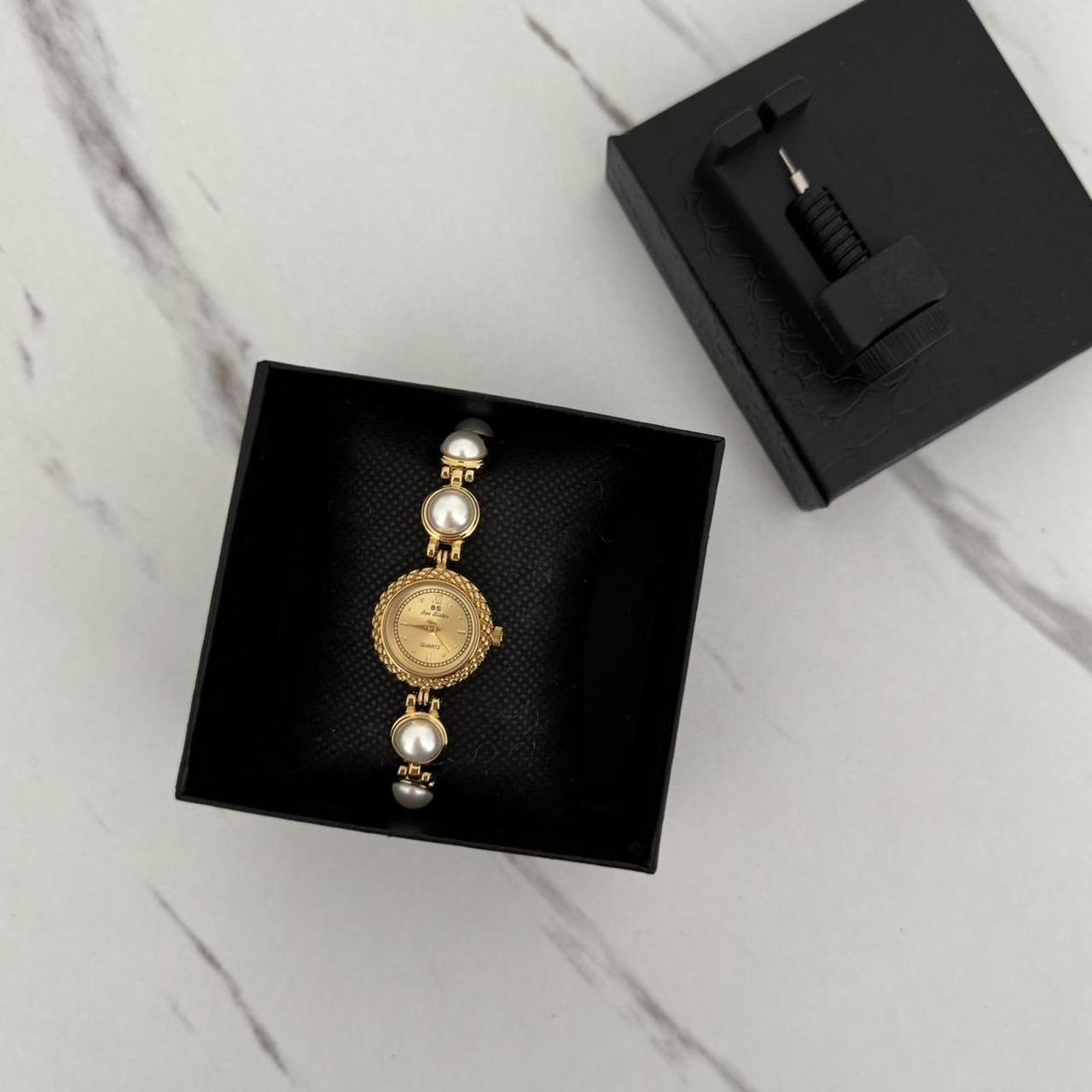 Vintage Vibe Gold Sun Watch