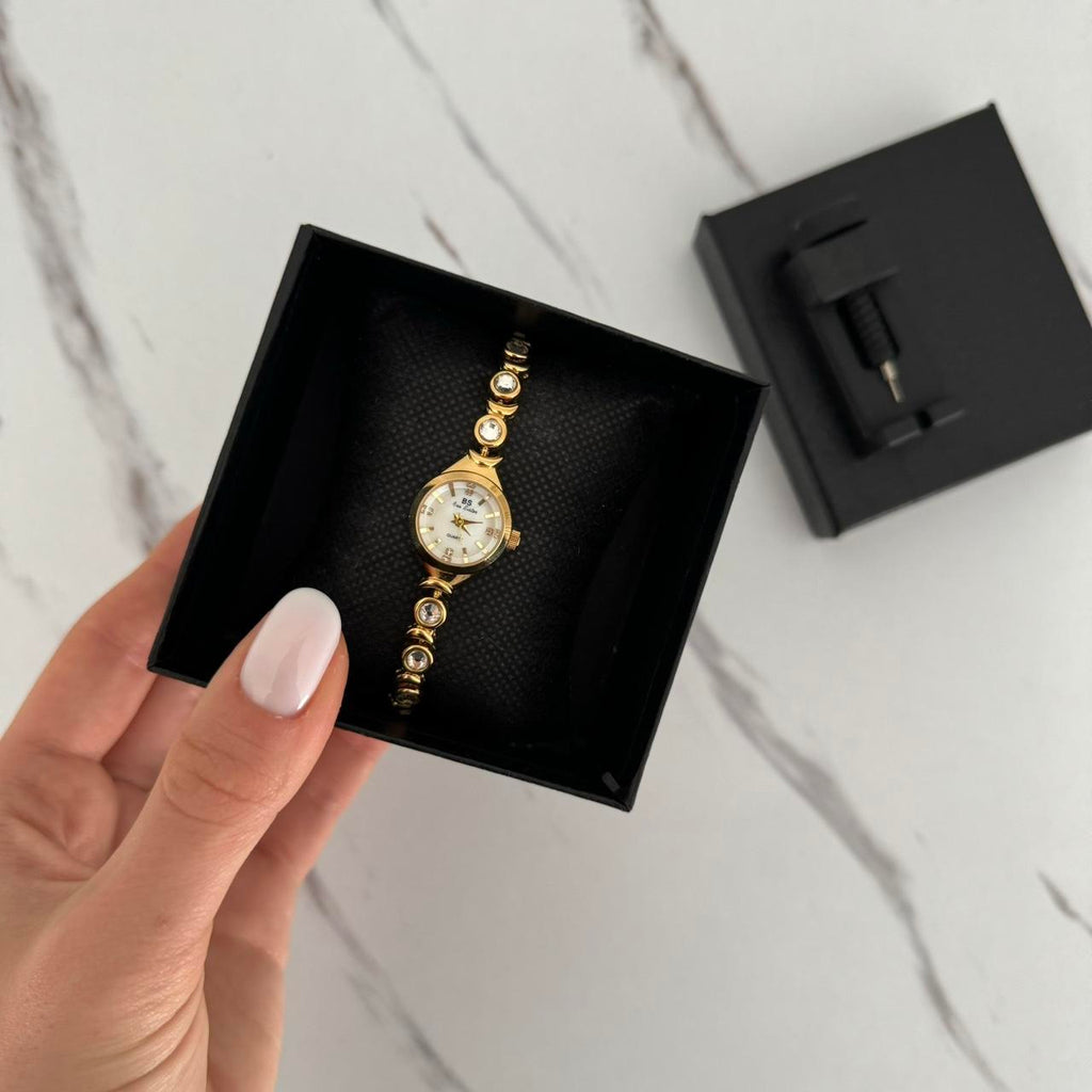 Watch White Zircon Stones