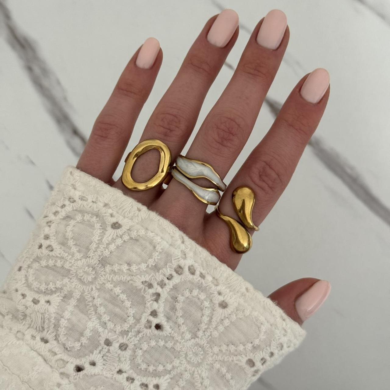 Gold/White Rings Set of 3