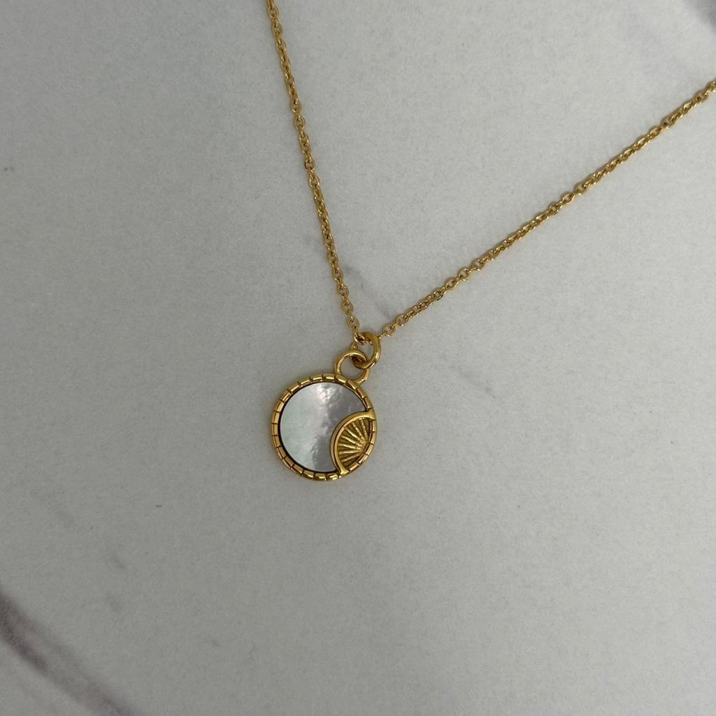 Vintage gold chain necklace