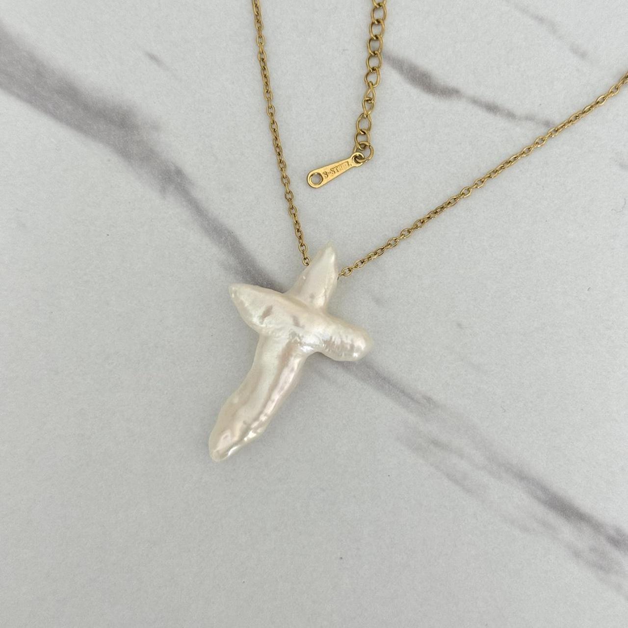 White Pearl Cross Pedant Necklace