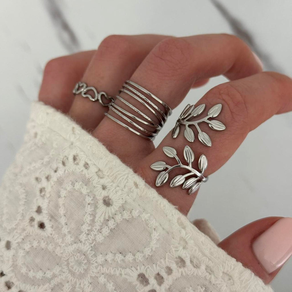 Set of 3 silver rings