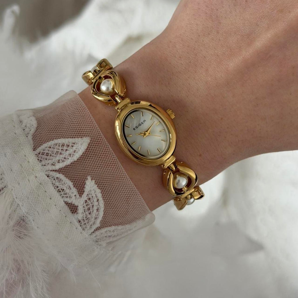 Gold mini watch pearls