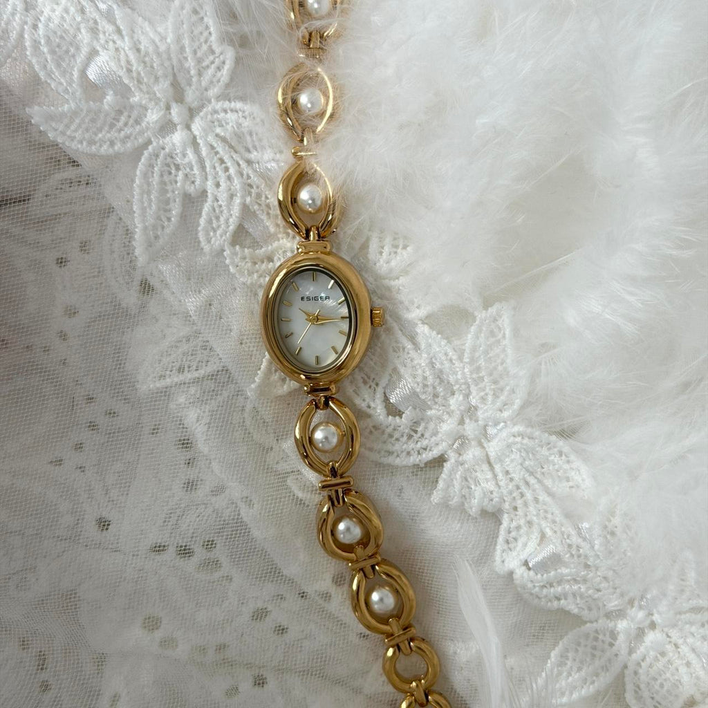 Gold mini watch pearls