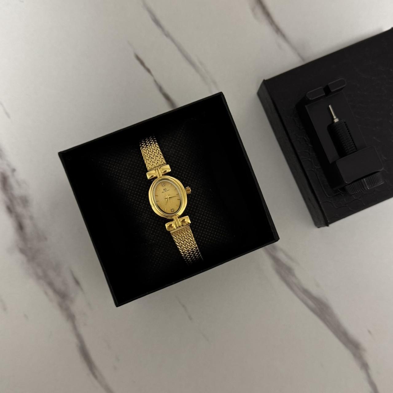 Gold Adelina Watch Vintage Vibe