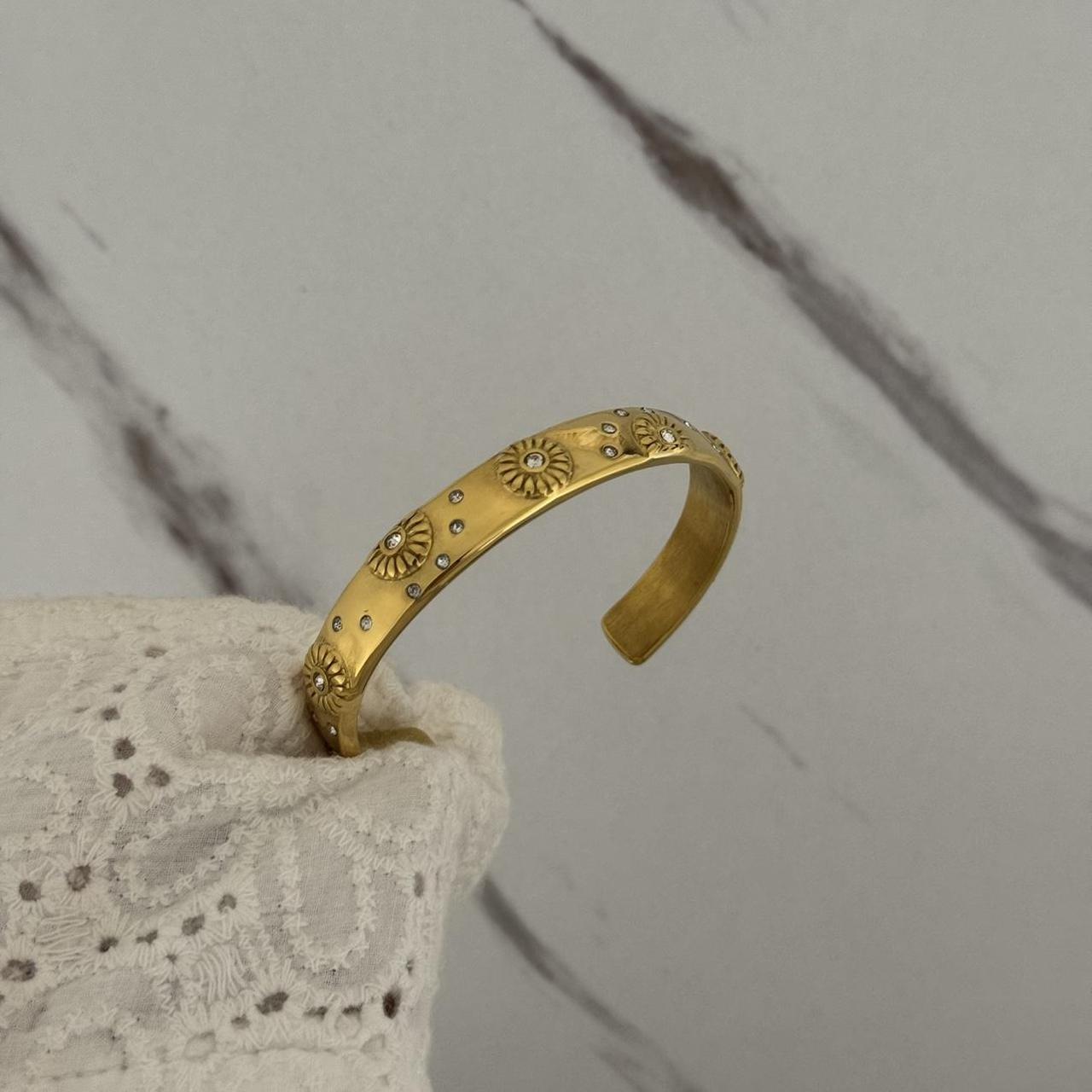 Vintage Vibe Gold Sun Flowers Zircon Stones Bracelet