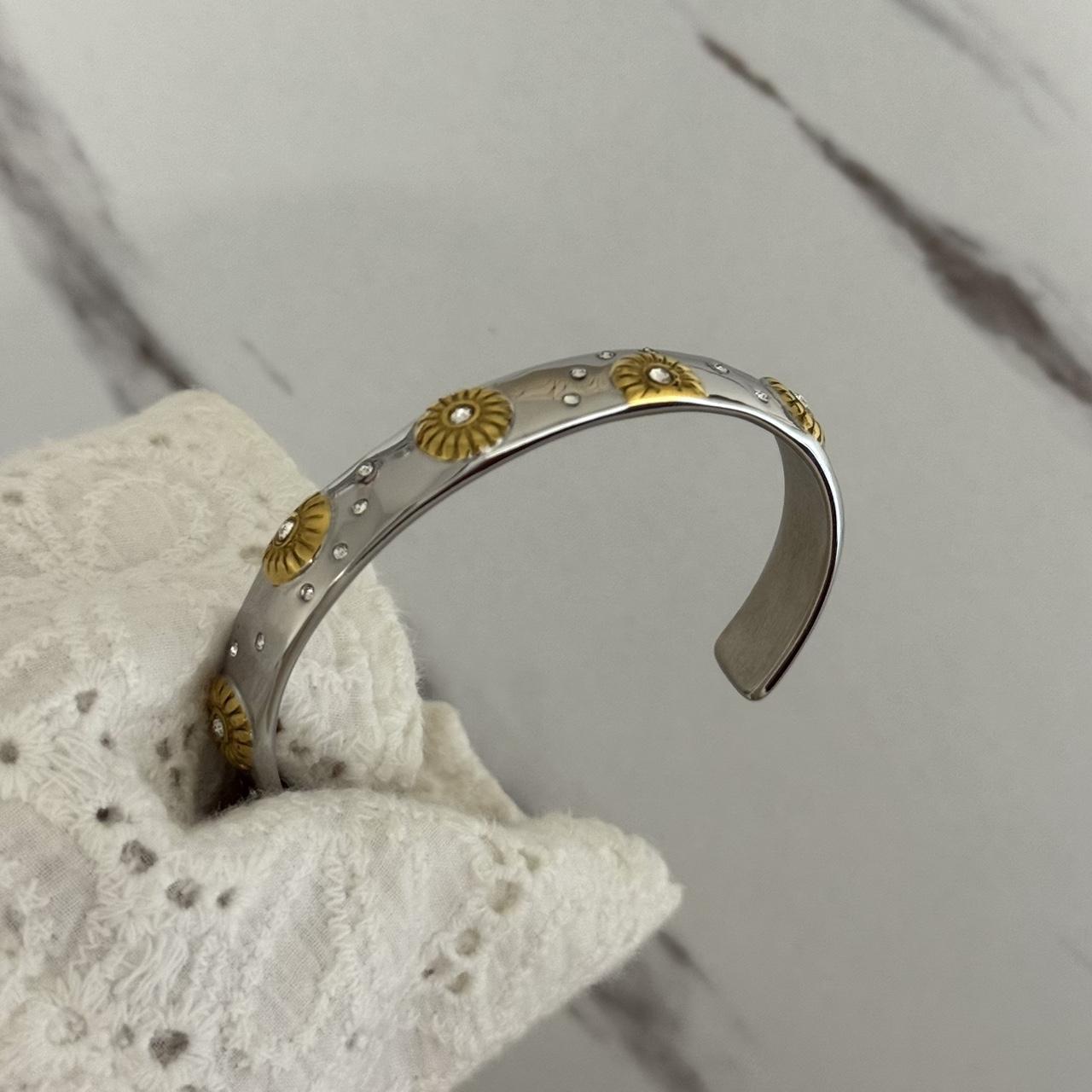 Vintage Vibe Gold/Silver Bracelet