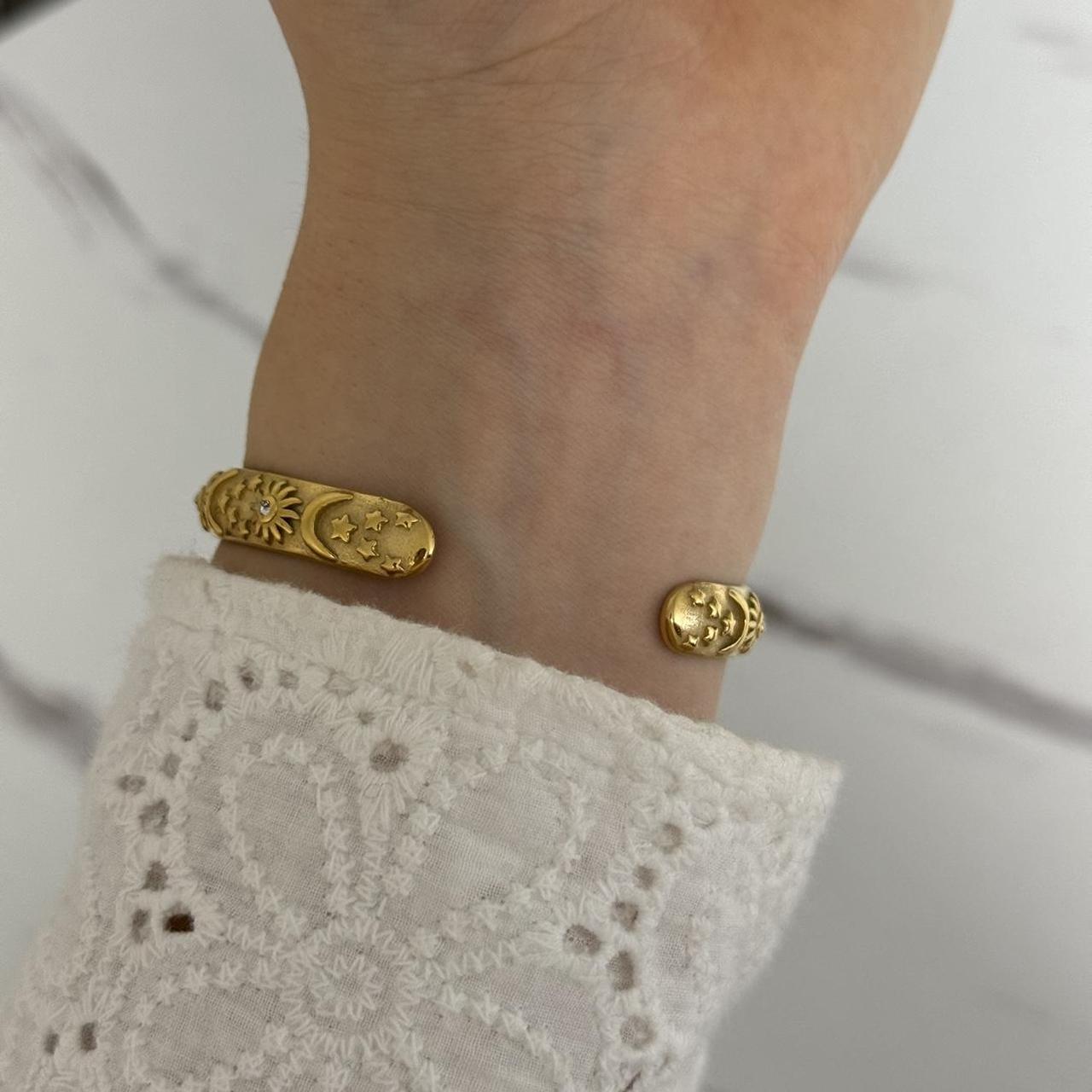 Vintage Vibe Gold Bracelet Sun Shape