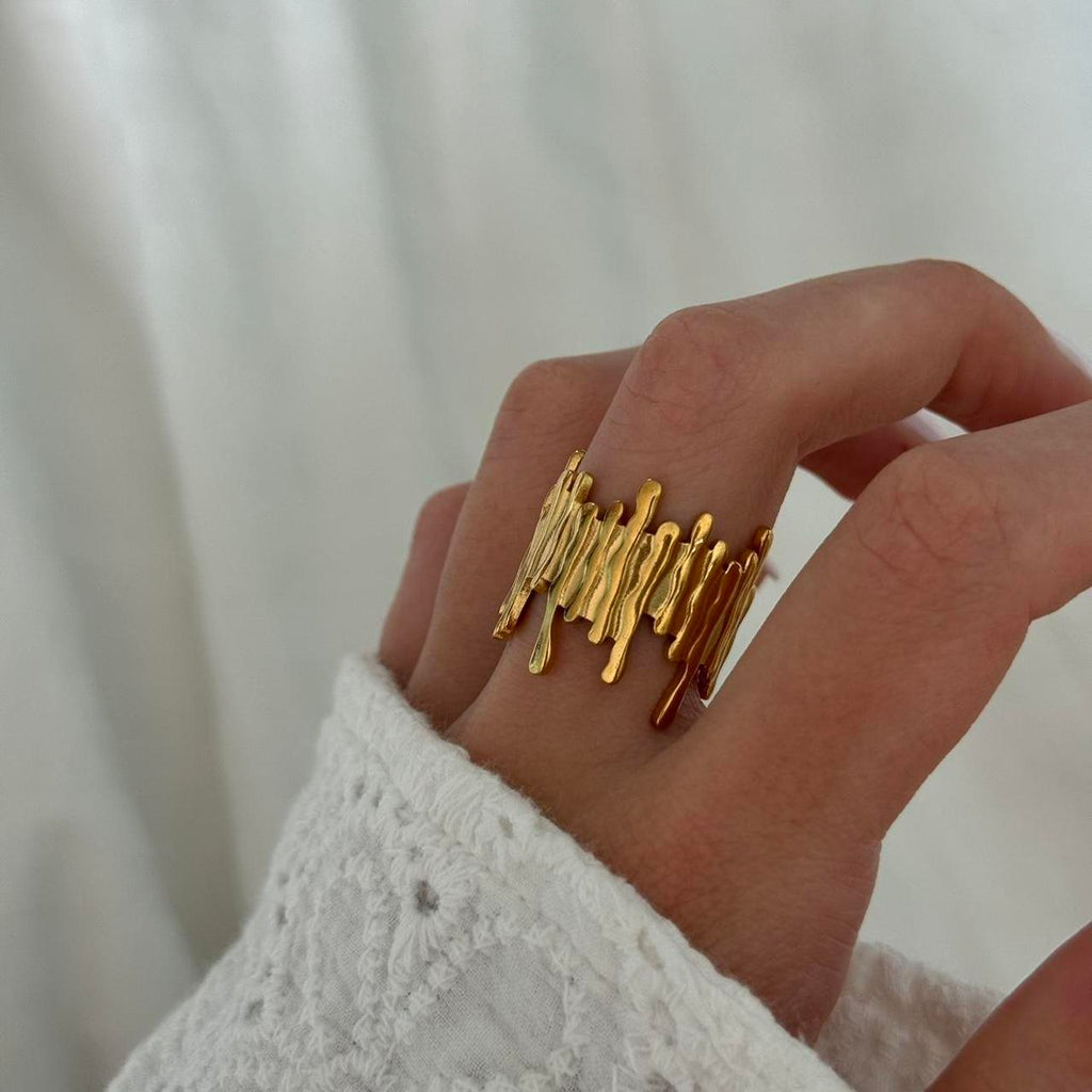 Vintage Vibe Gold Ring