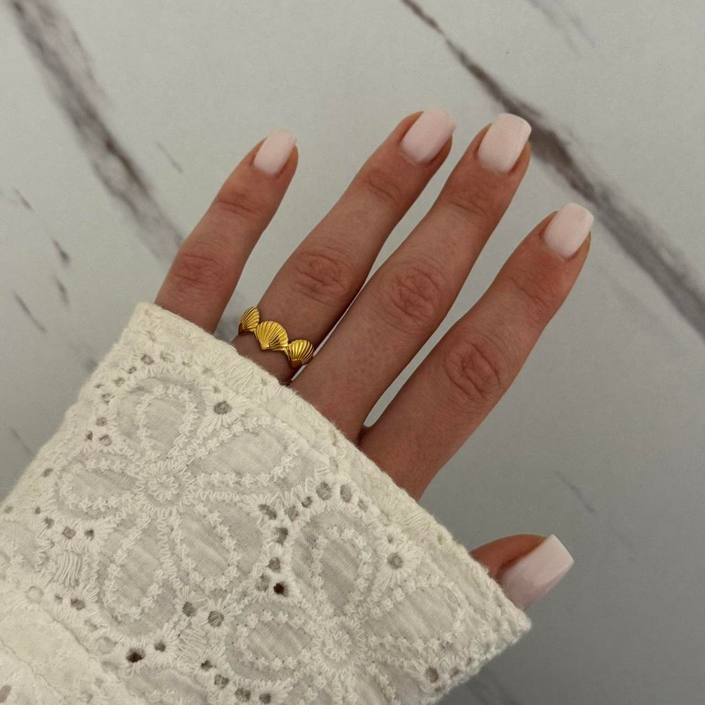 Gold Ring With Shells