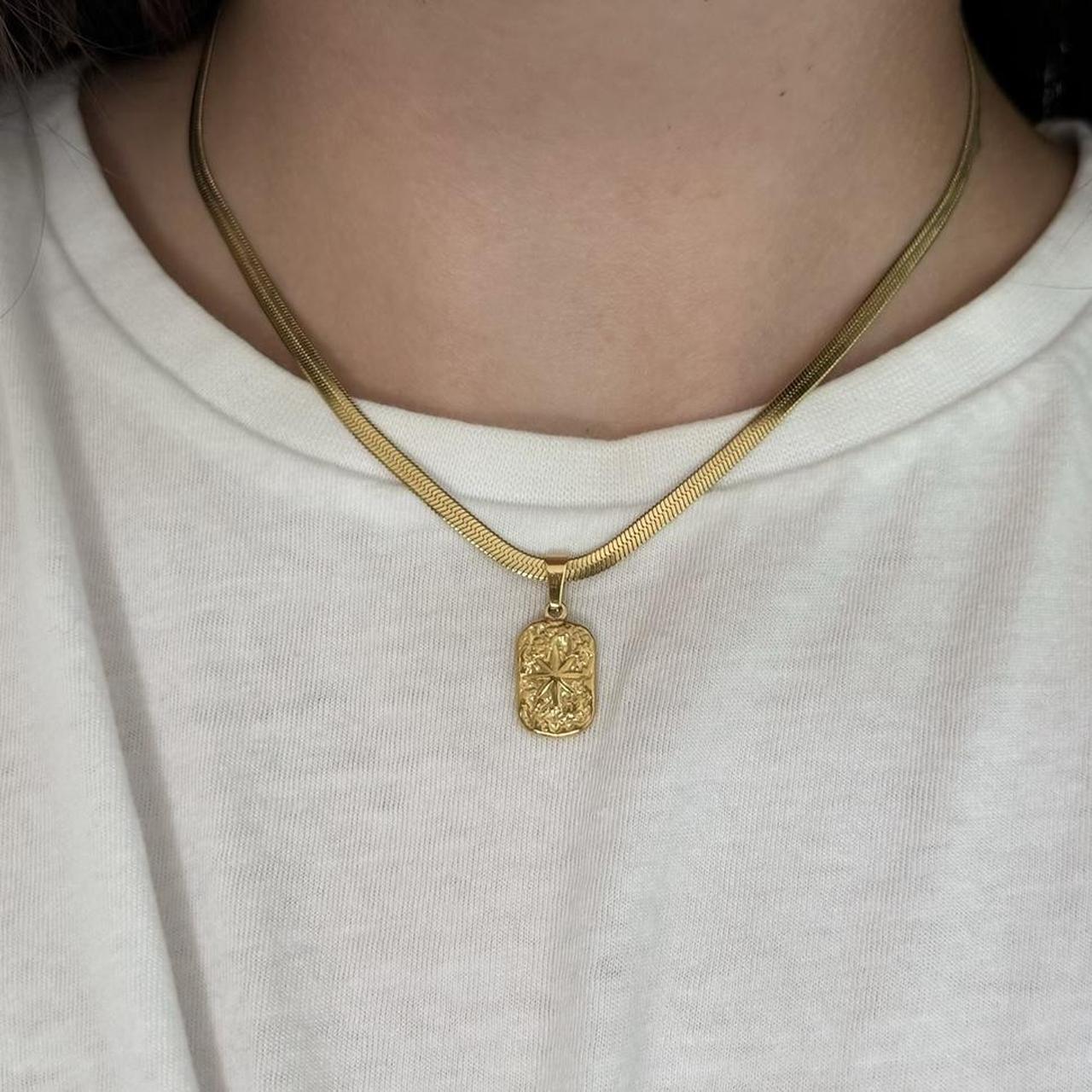 Vintage Inspired Gold Pedant Necklace