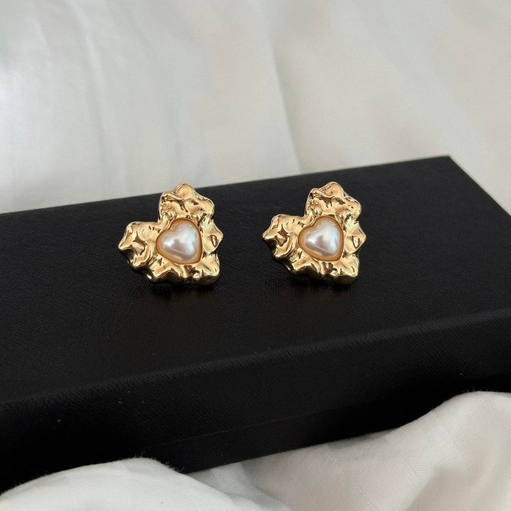 Gold/Pearl Heart-Shaped Earrings