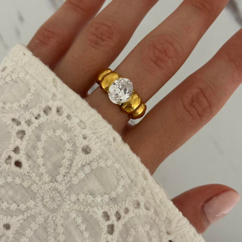 Gold Ring Zircon Stone