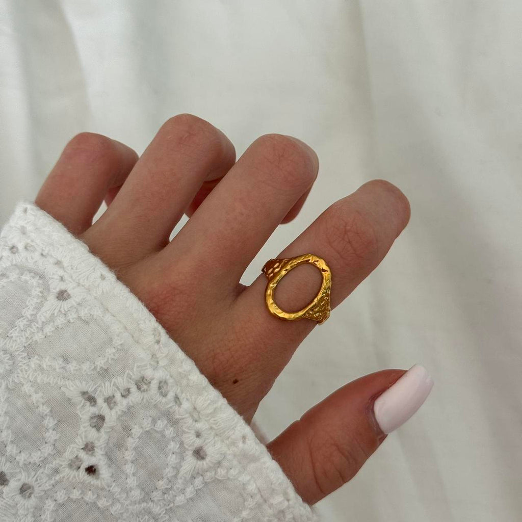 Oval Gold Ring