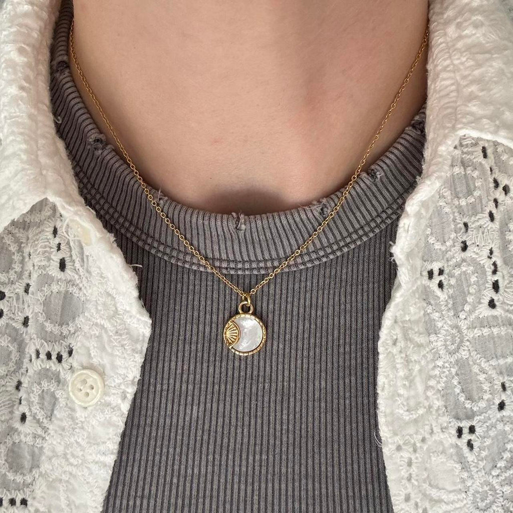 Vintage gold chain necklace