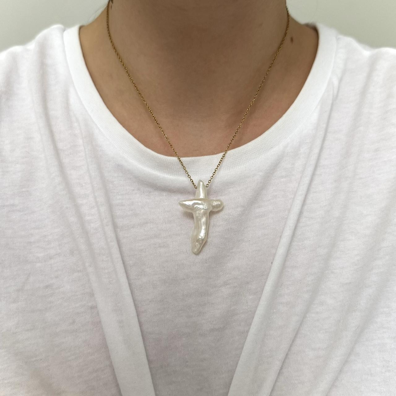 White Pearl Cross Pedant Necklace