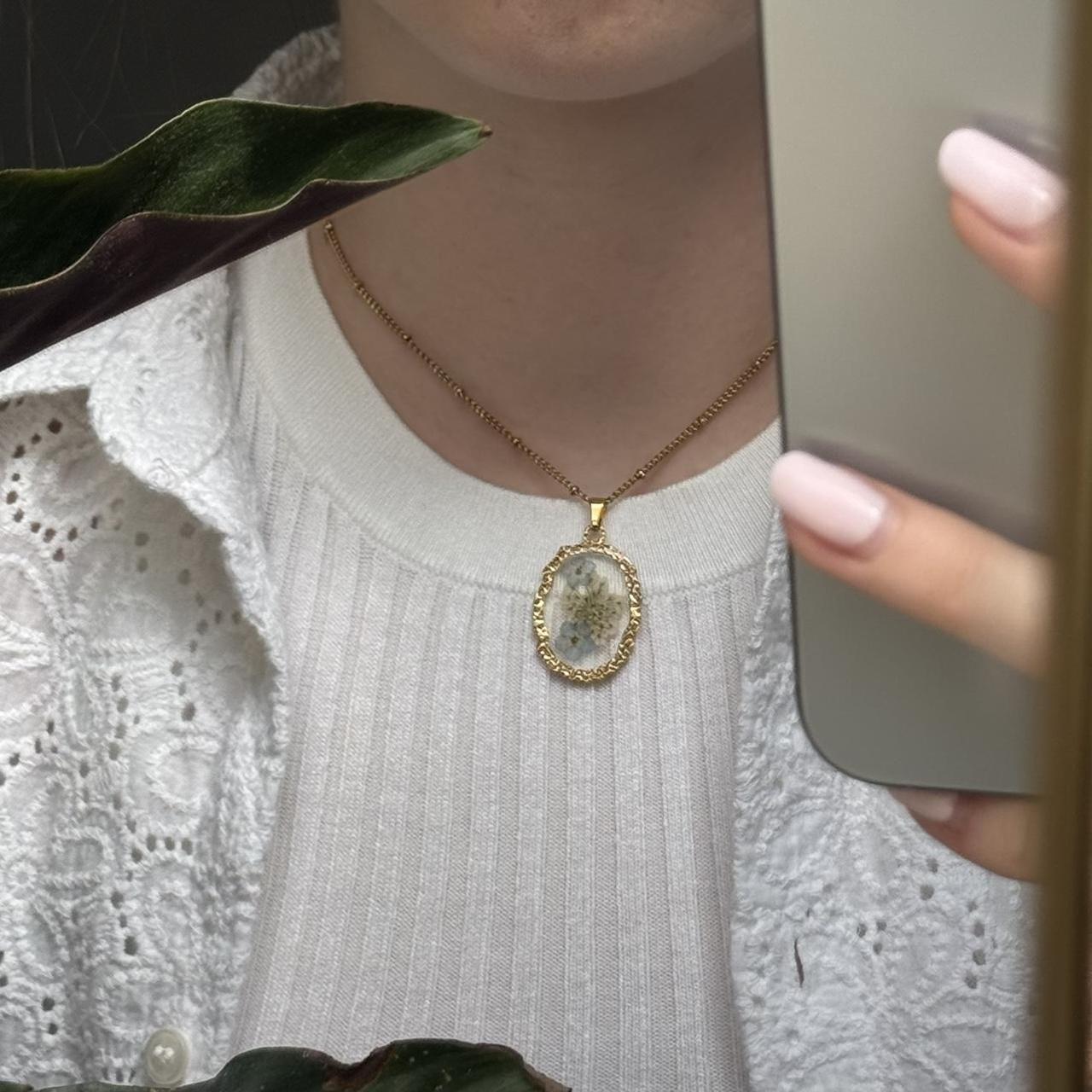 Vintage Vibe Floral Gold Necklace