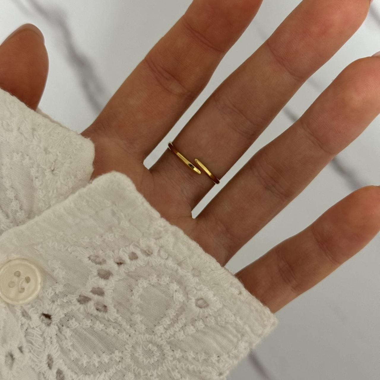 Vintage Style Gold Floral Heart Ring