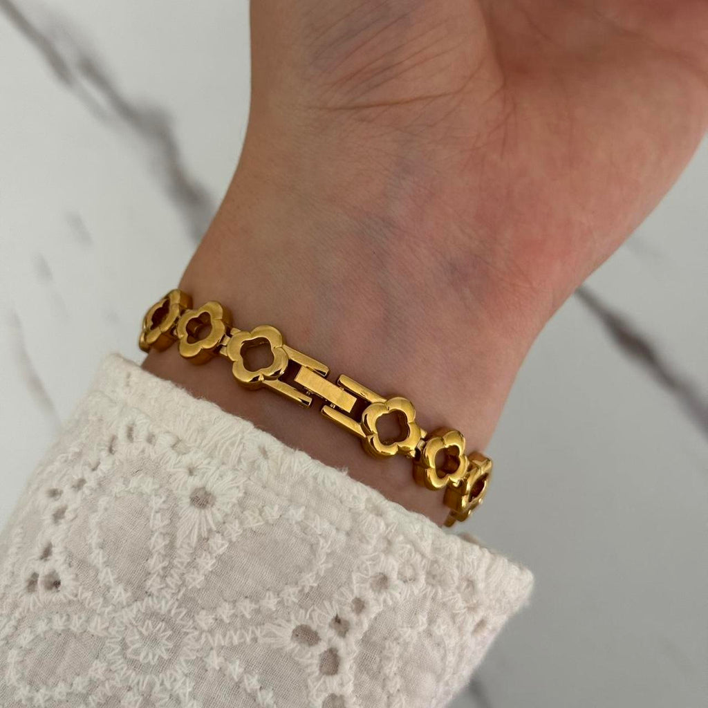 Gold Watch Zircon Stones