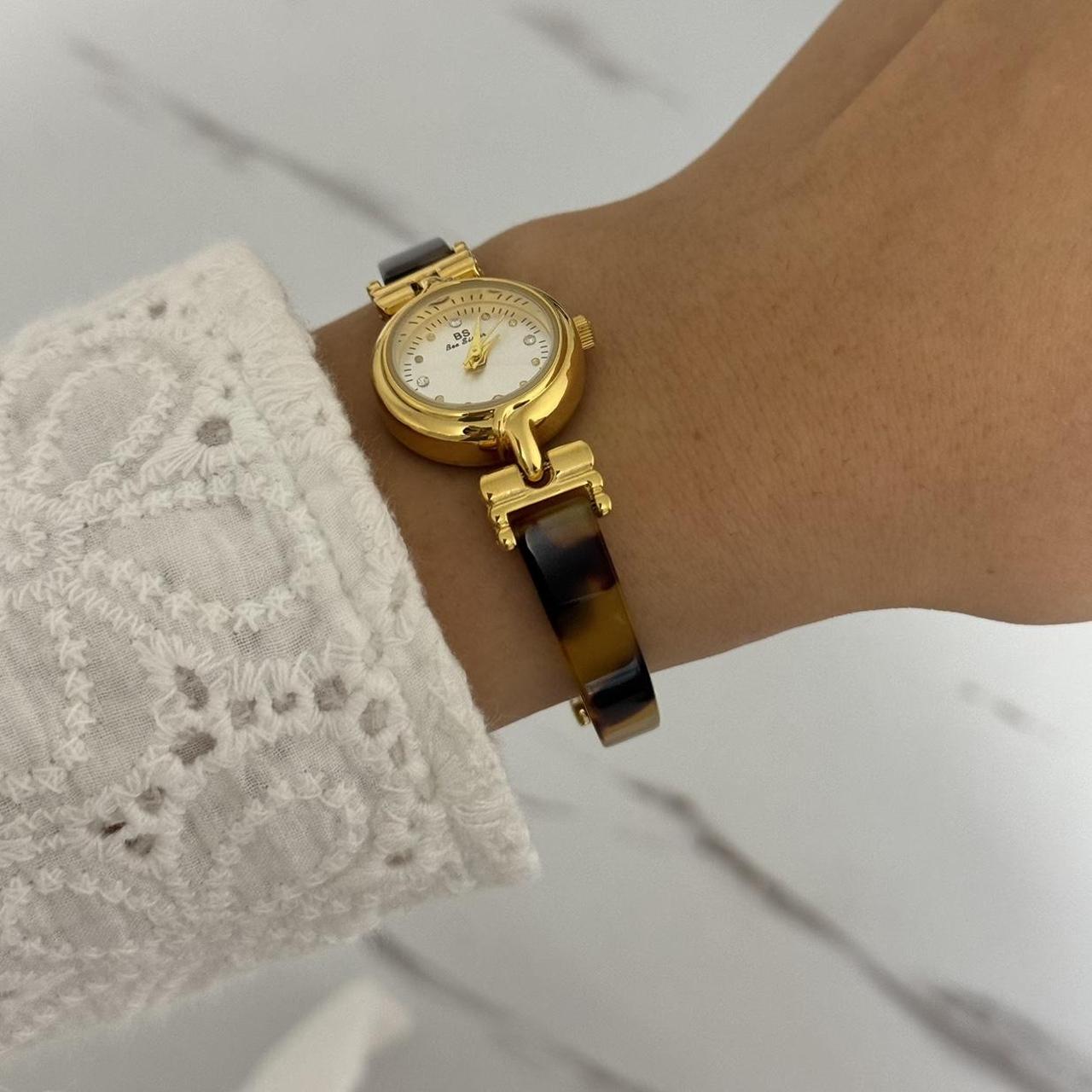 Round Brown/Gold Watch