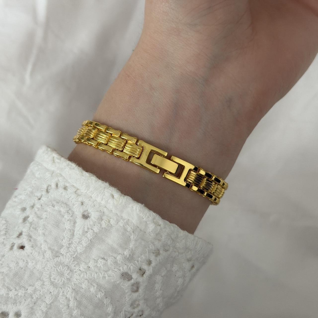 Malvina Gold/Purple Watch Heartr Charm