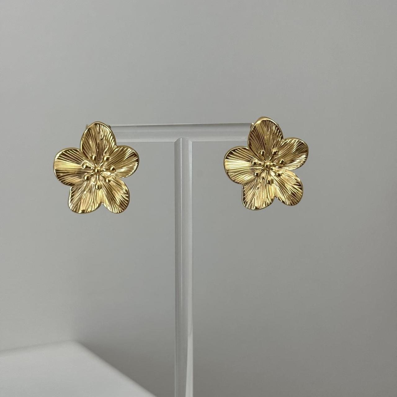 Delicate Golden Floral Earrings