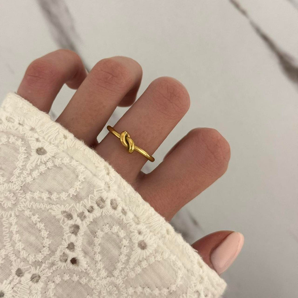 Gold  Knot Ring
