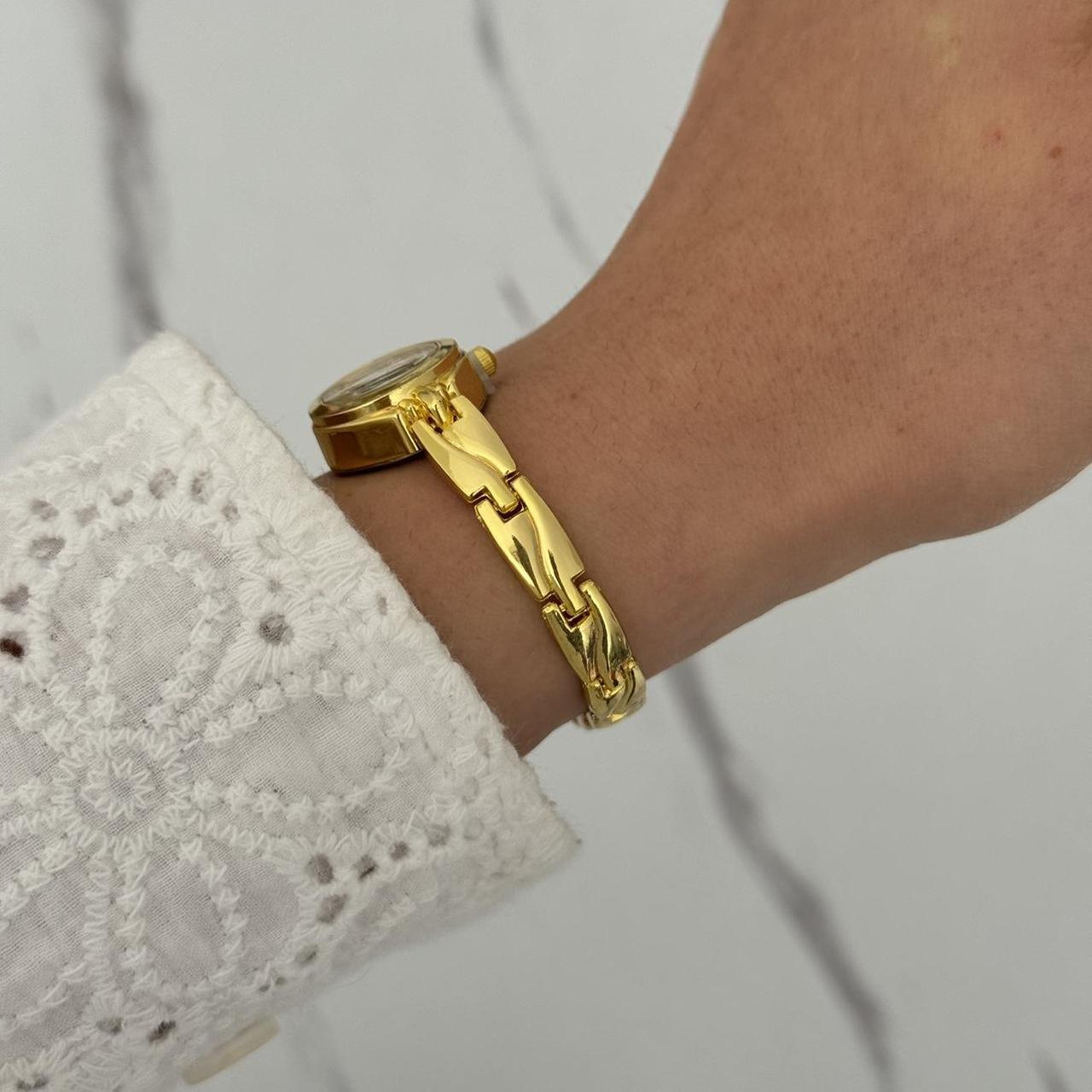 Vintage vibe gold mini watch