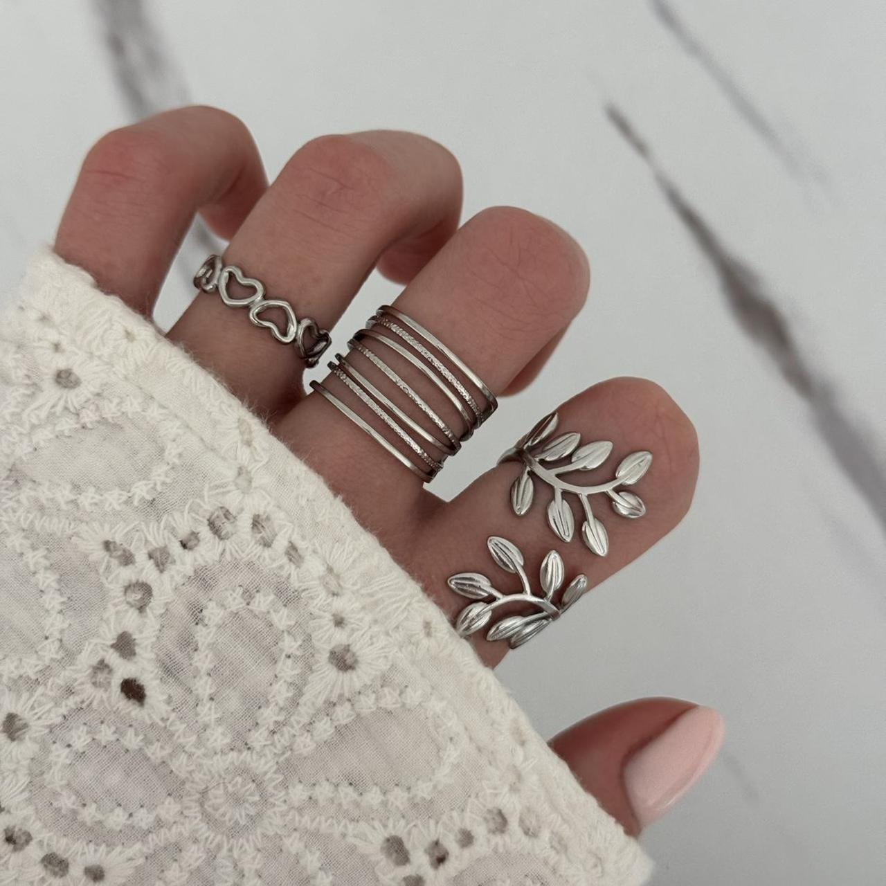 Set of 3 silver rings