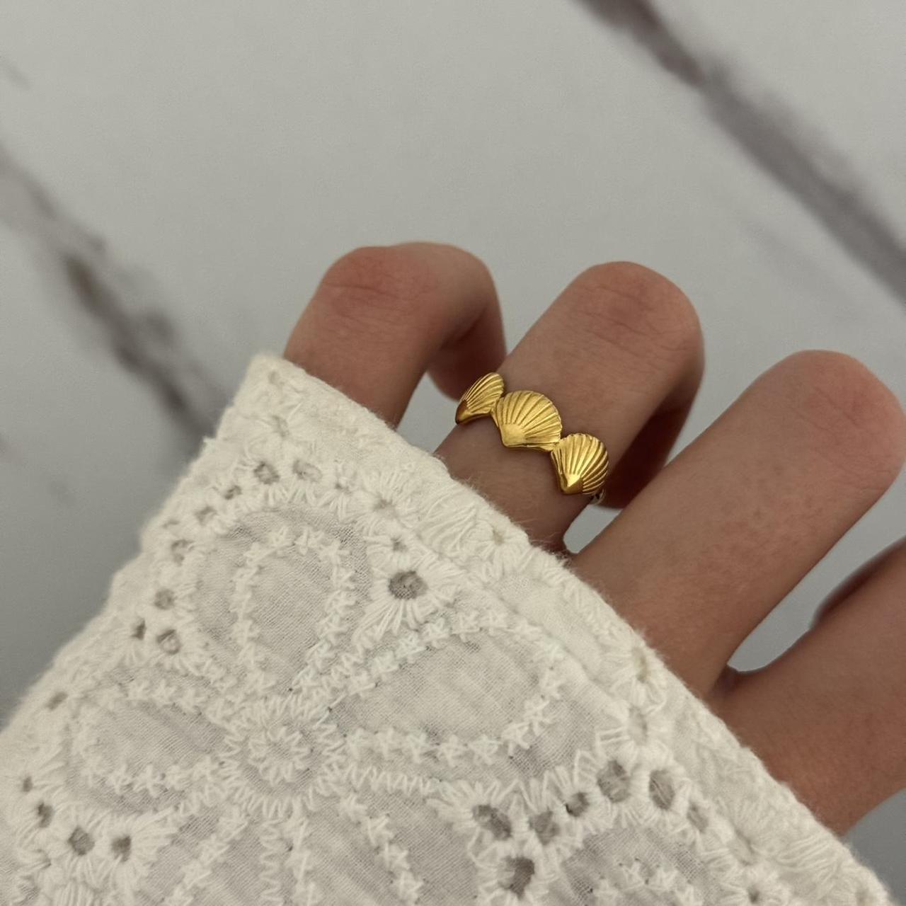 Gold Ring With Shells