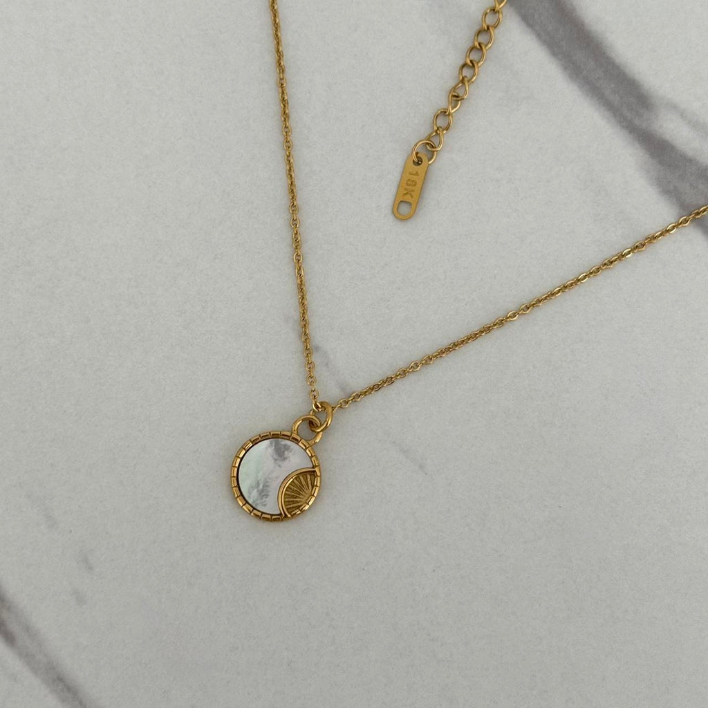 Vintage gold chain necklace