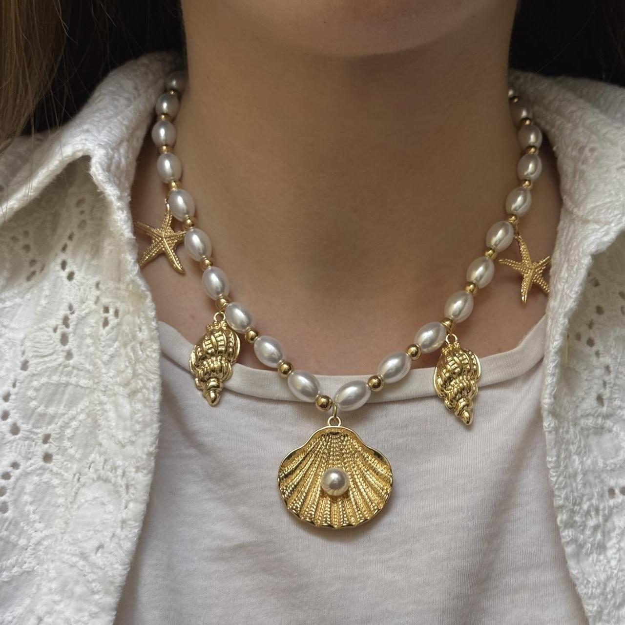 Pearl/Gold Charms Chain Necklace