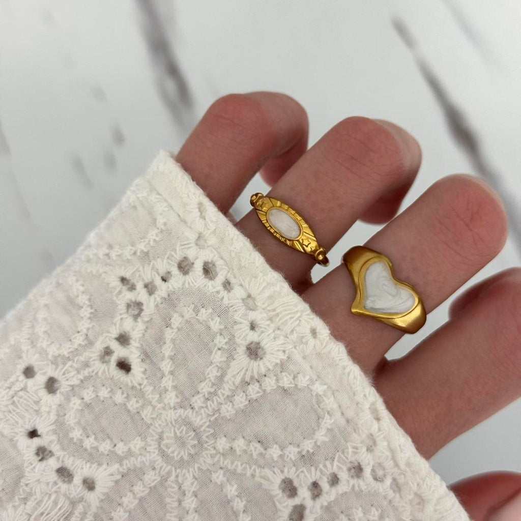 Set 2 Gold/White Rings
