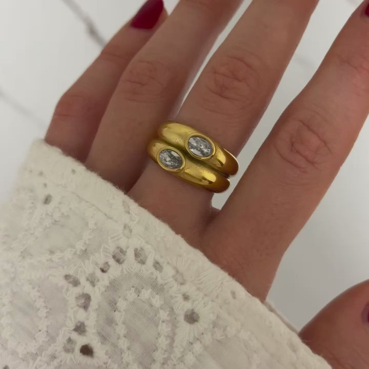 Vintage inspired Gold Double Ring Zircon Stone