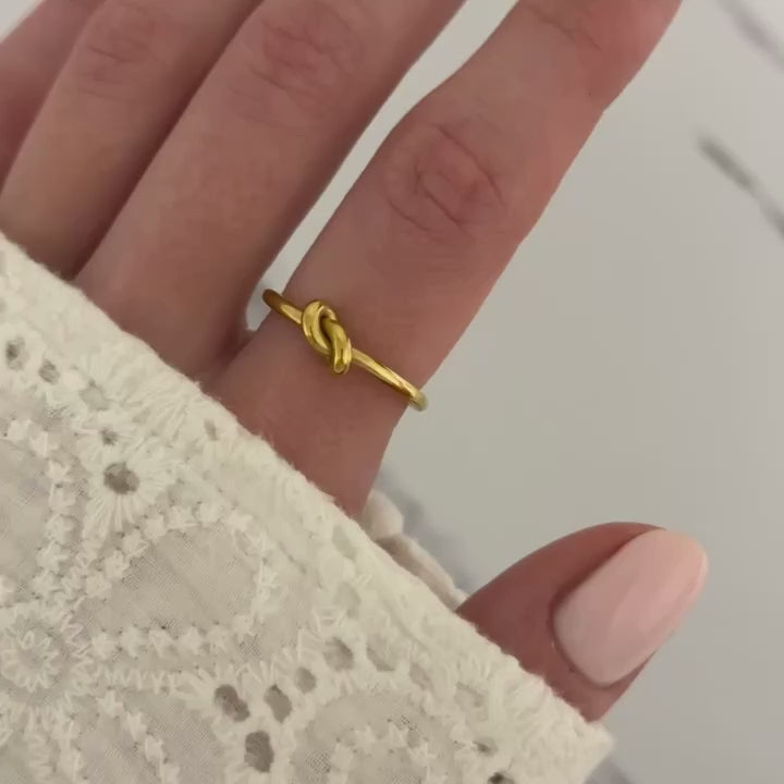 Gold  Knot Ring