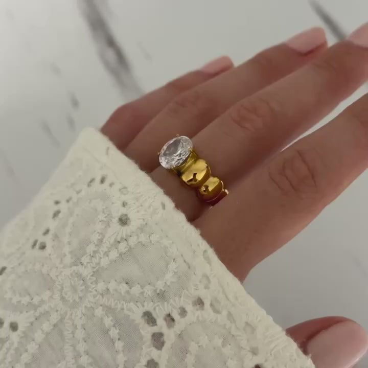 Gold Ring Zircon Stone